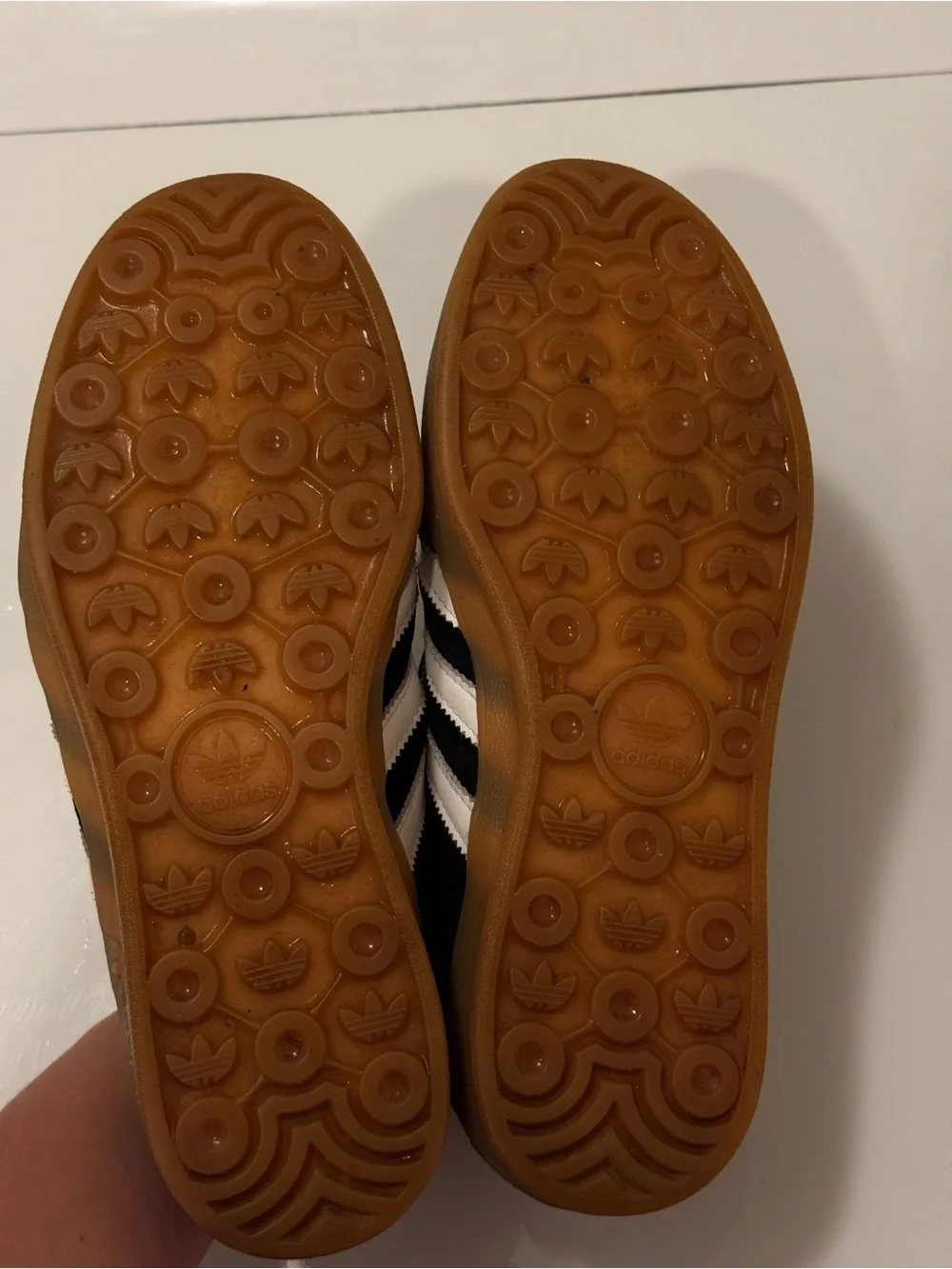 adidas authentic gazelle